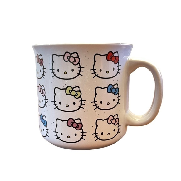 Hello Kitty Faces w/ Multi-Color Bows 20oz Ceramic Camper  Style Mug - Picture 2 of 4